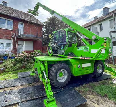 BalkonProfis_Fuhrpark-Kranmontage-Balkonmontage-Abbrucharbeiten-Aufbauarbeiten